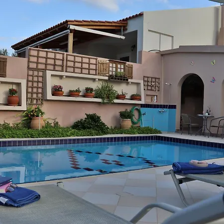 Olive Crete Gæstehus 3*